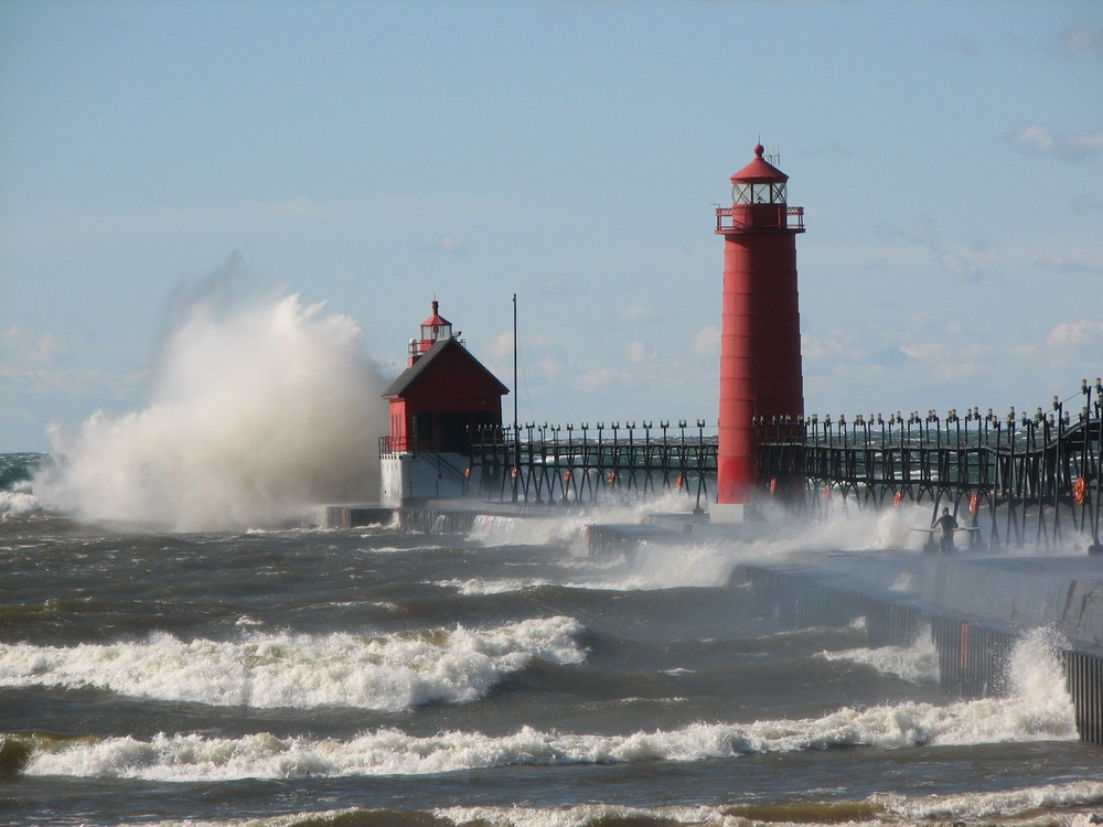 Big Waves on Lake Michigan