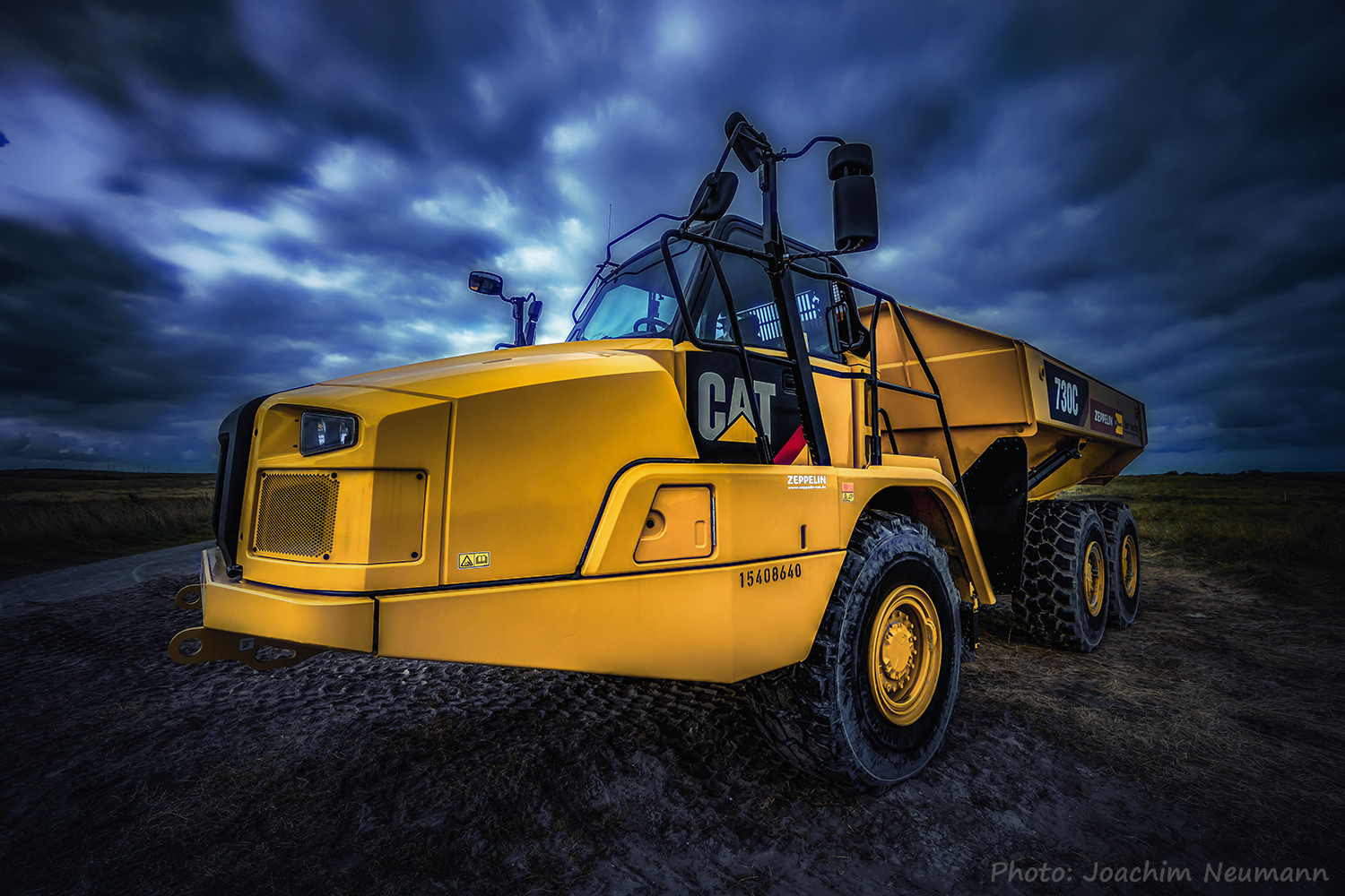 BIG YELLOW TRUCK