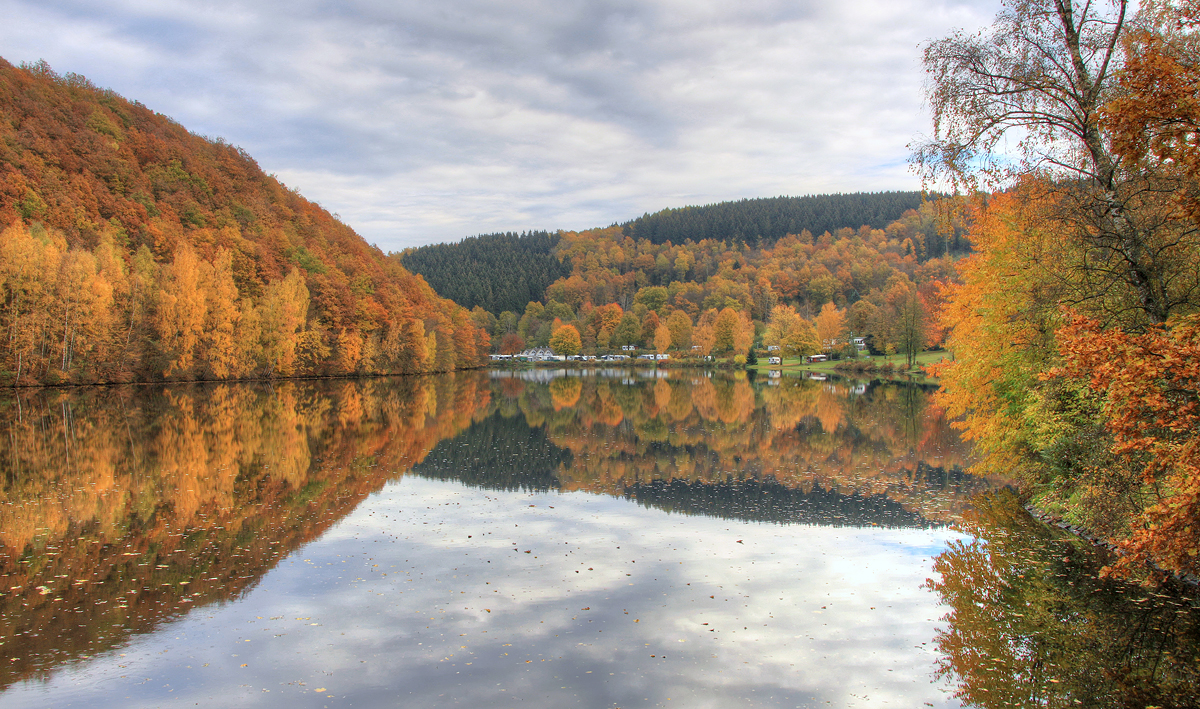 Bigge im Herbst.