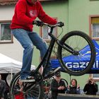 Bike-Show 1/2: Die Zunge hilft mit...