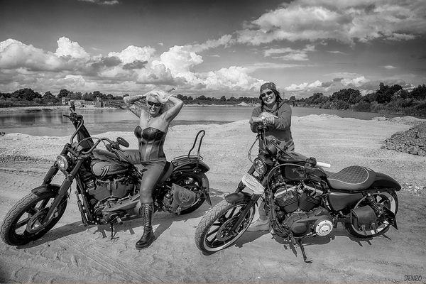 Biker Ladys am Baggersee