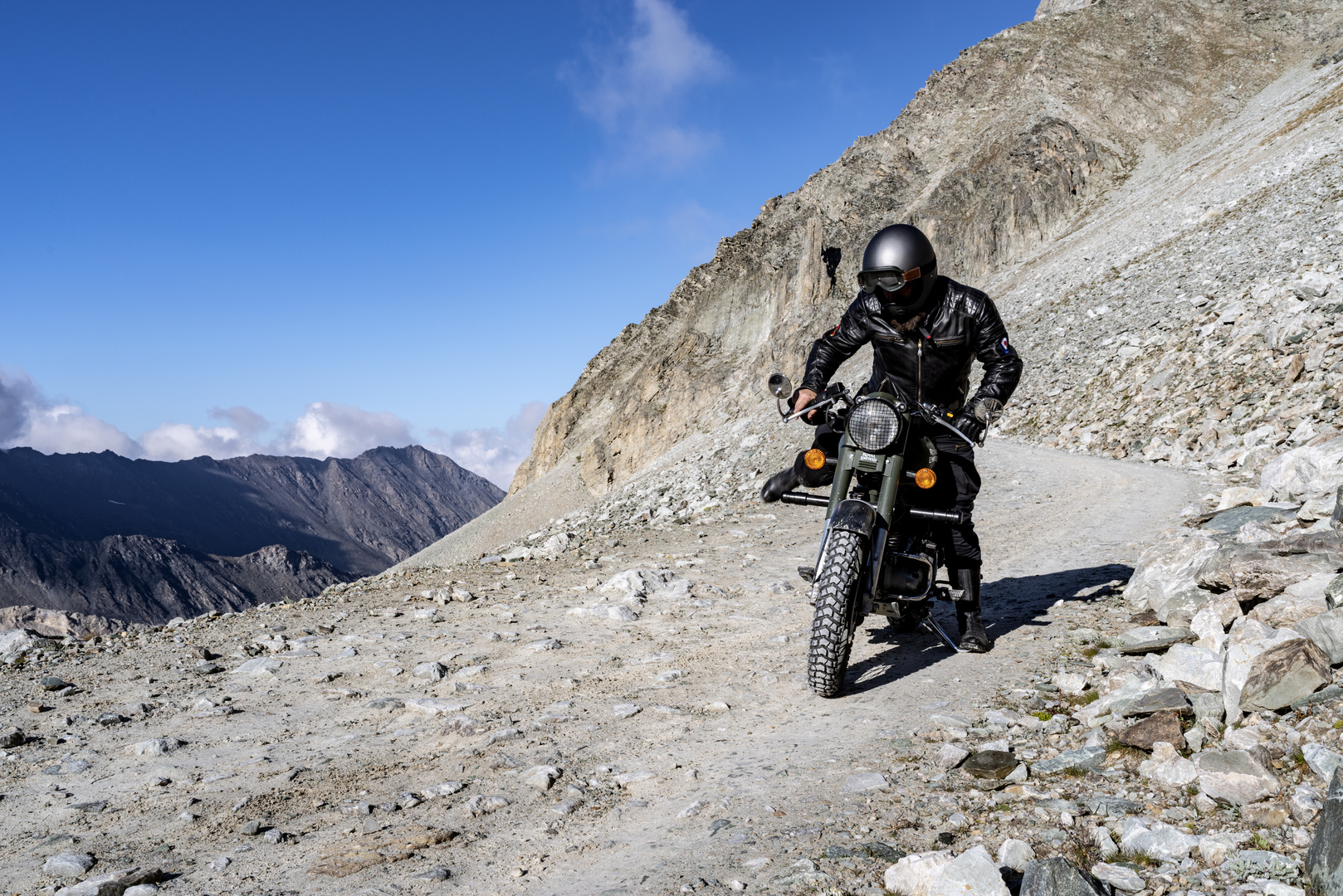 Biker-Selfie am Berg