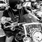 Biker und seine Harley