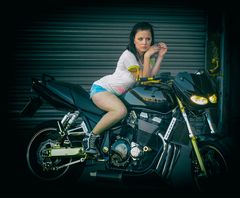 Biker's babe 01