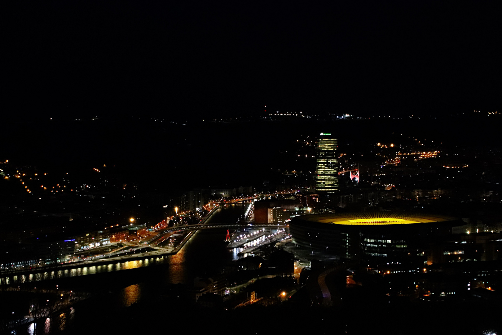 BILBAO BY NIGHT...