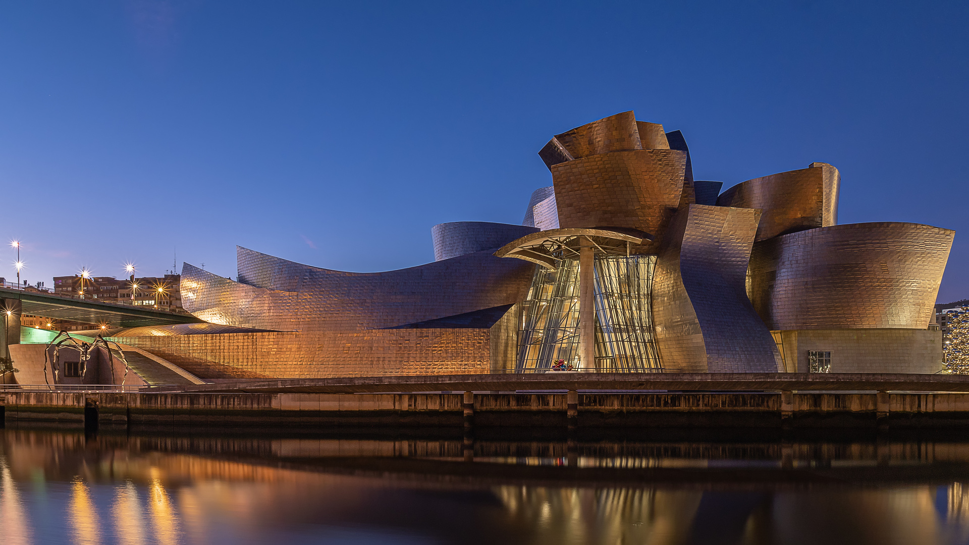  Bilbao. The Guggenheim Museum. 