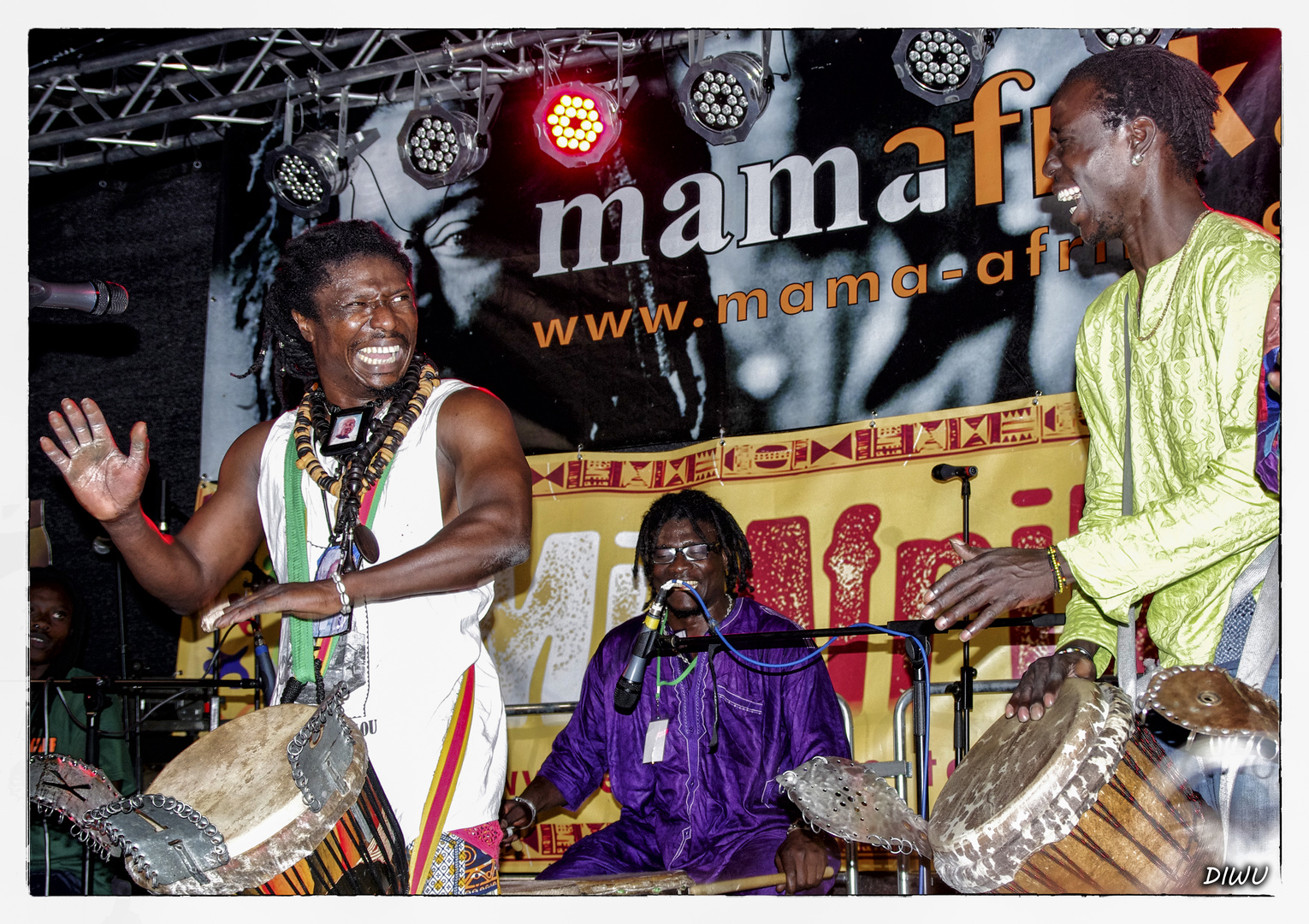 Bild 4 - Gruppe Mama Afrika