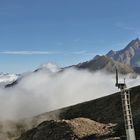 Bild  6 Mischabel bis Alphubel und davor in den Wolken das Berner Oberland