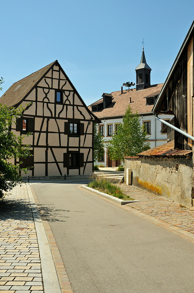 Bild Serie über Ottmarsheim im Elsass nähe Mulhouse Nr.5