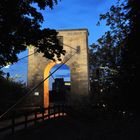 Bilder einer Stadt - Kassel bei Nacht - Drahtbrücke