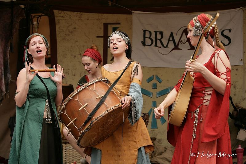 Bilder von der böhmischen Mittelalterband Braagas 3