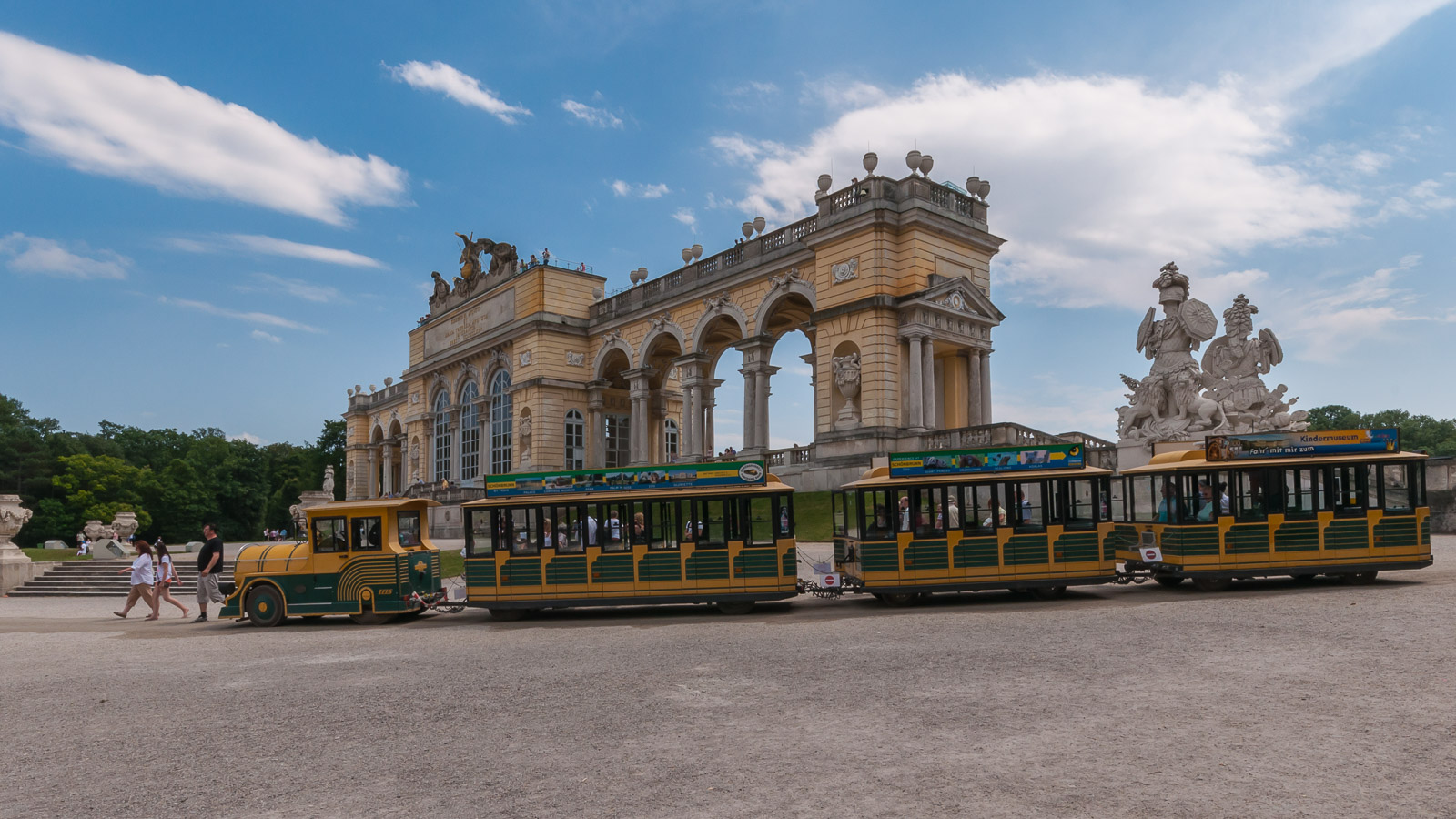 Bimmelbahn in Schönbrunn