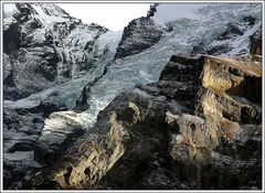 bin der Jungfrau ganz frech an Fels und Eis gerückt ;-)