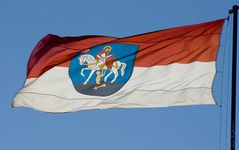 Bingen zeigt Flagge...