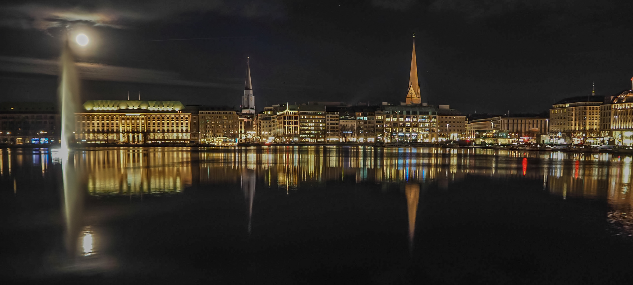 Binnenalster im Mondlicht