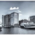 Binnenhafen Harburg mit Blick zum Veritaskai