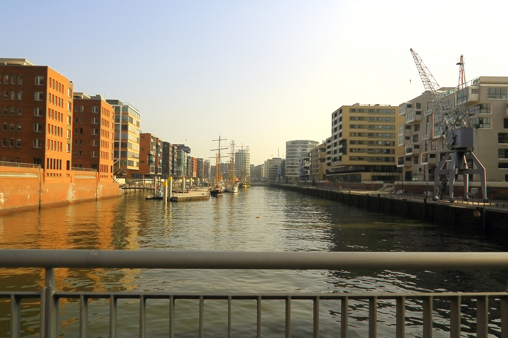 Binnenhafen in der Hamburger HafenCity