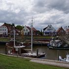 ...Binnenhafen von Greetsiel