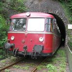 Binoler Tunnel 277 m mit UERDINGEN Schienebus