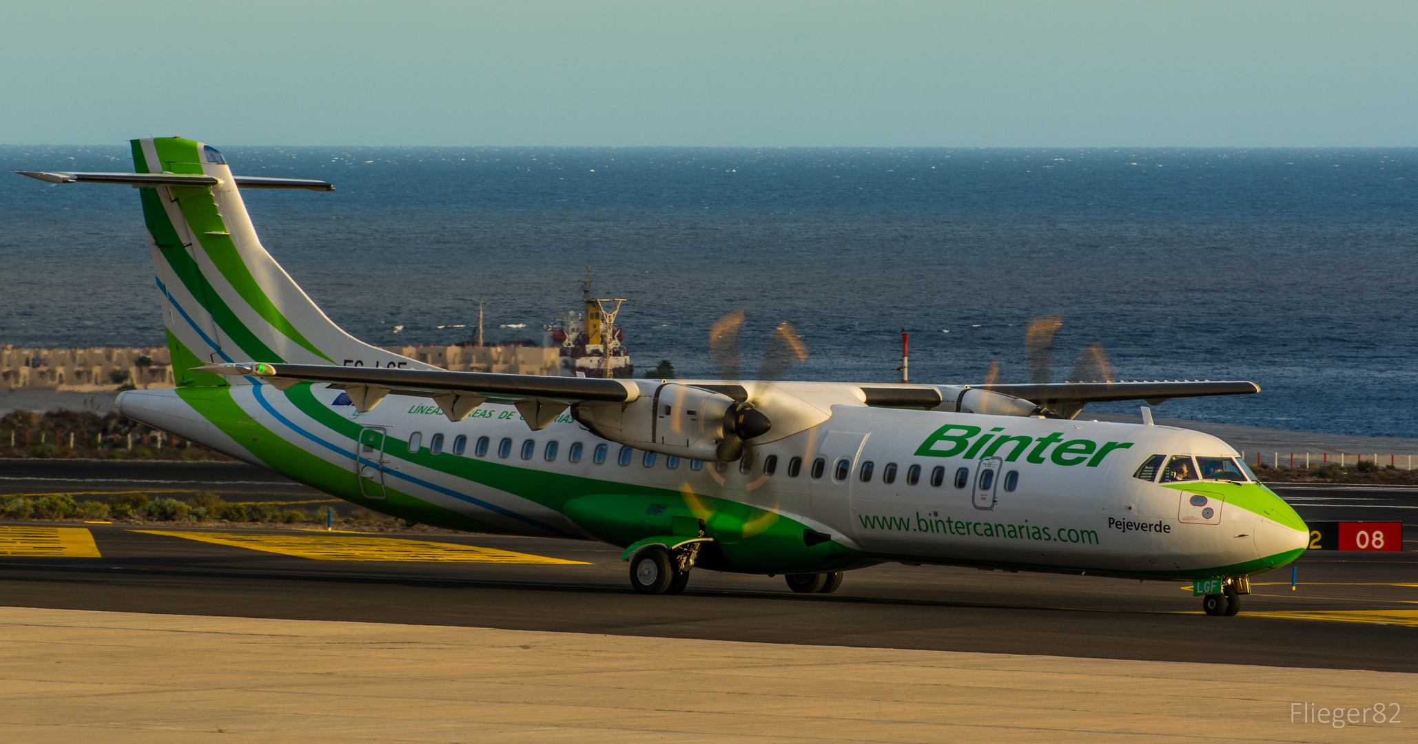 Binter Canarias ATR72