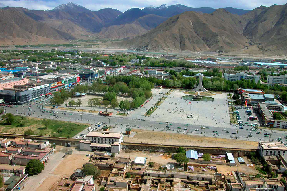 Bird eye view to Lhasa city