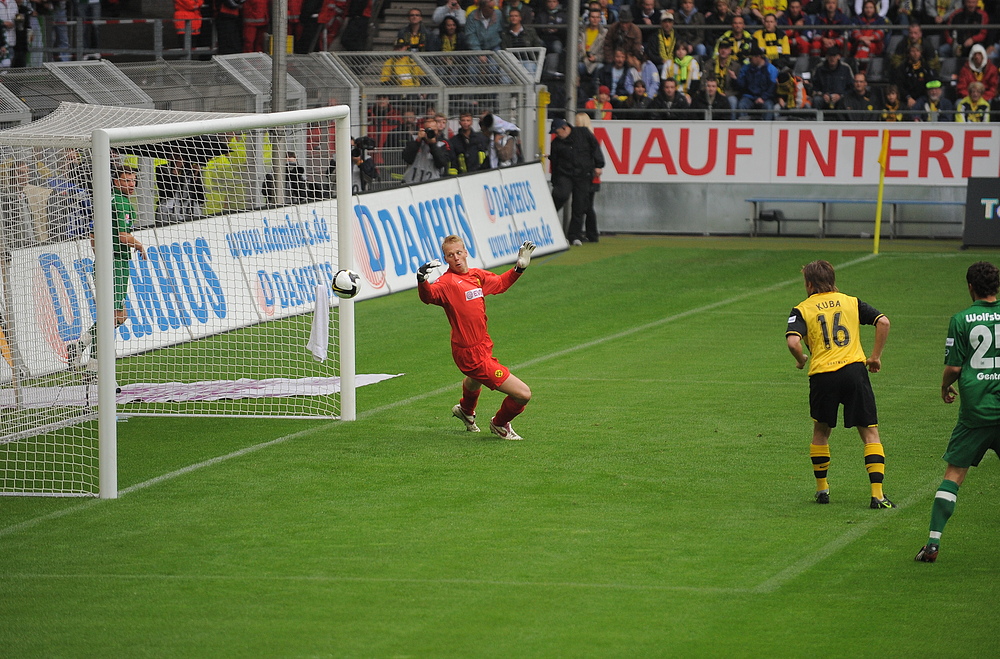 Bis zum Titan braucht´s halt noch ! 1 : 0 für Wolfsburg