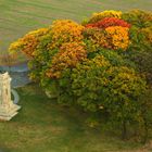 Bismarcksäule Markneukirchen im Herbst