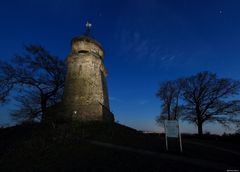 Bismarcktrum Fröndenberg (bei Unna) @ blaue Stunde