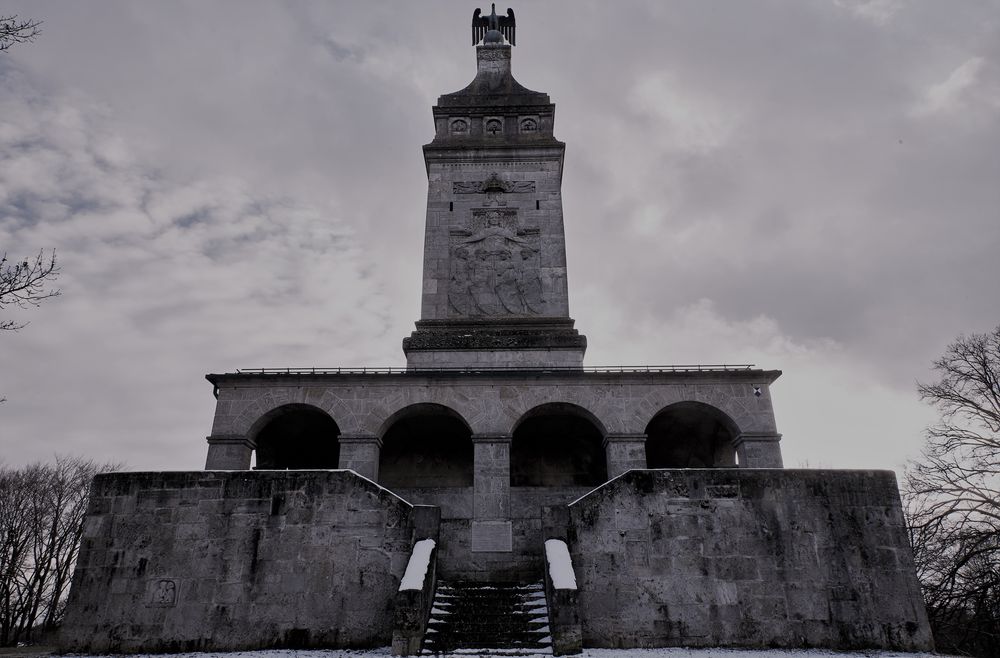 Bismarkturm Assenhausen B&W