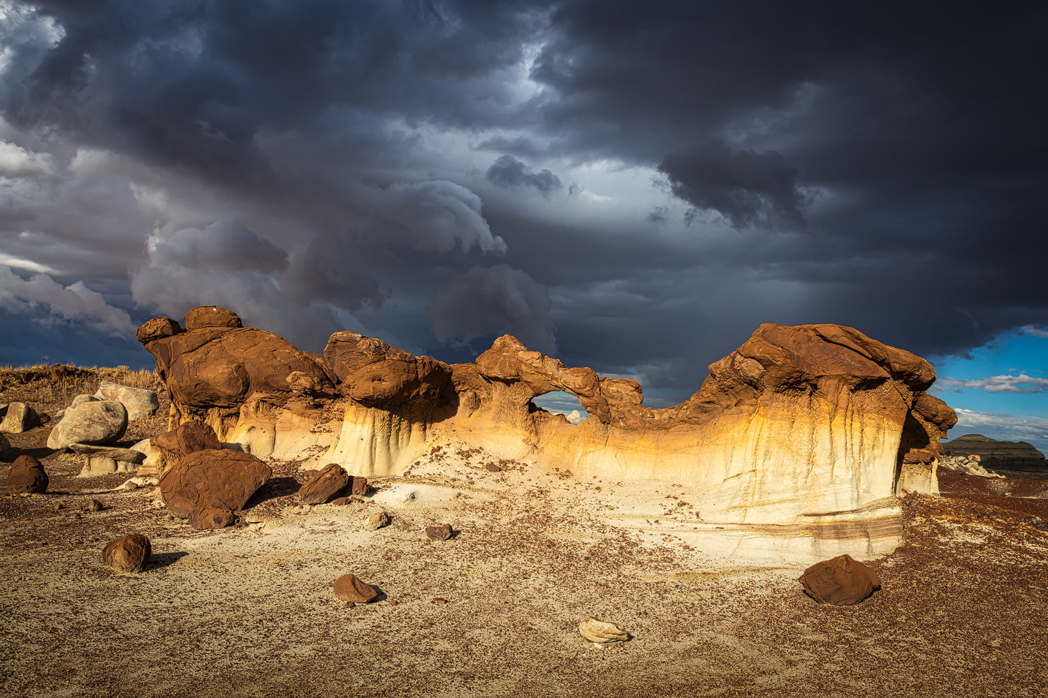 Bistis Thunderstorm