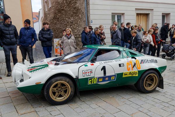 Bitte nicht drüberstolpern II