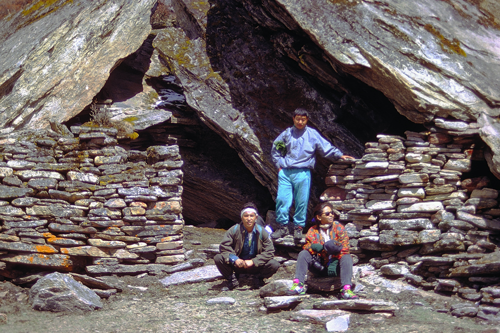 Bivouac in a cave at the Labatama plateau in Bhutan