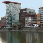 bizarre Architekturstile am Medienhafen Düsseldorf