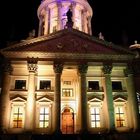 Bizarre Lichterfarben auf dem Französichen Dom