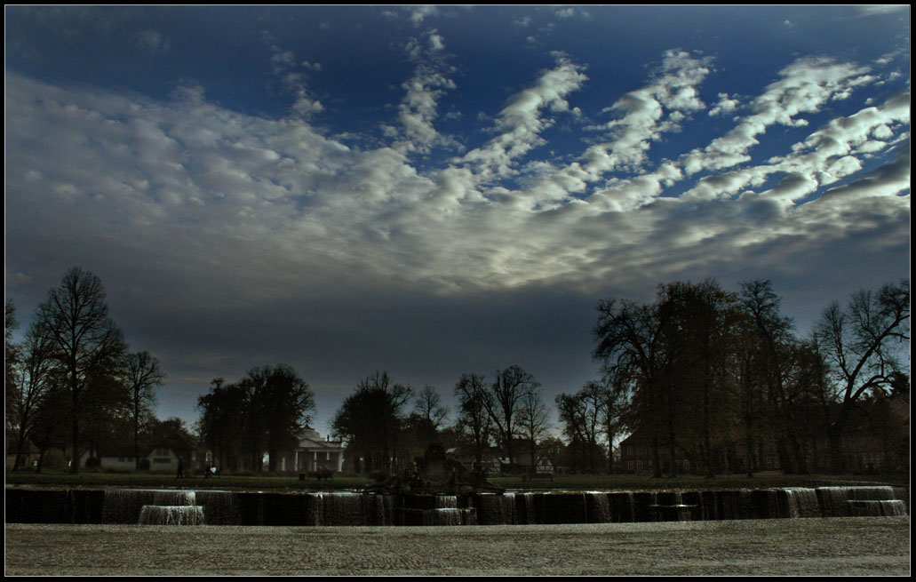 Bizarre Wolkenformation...