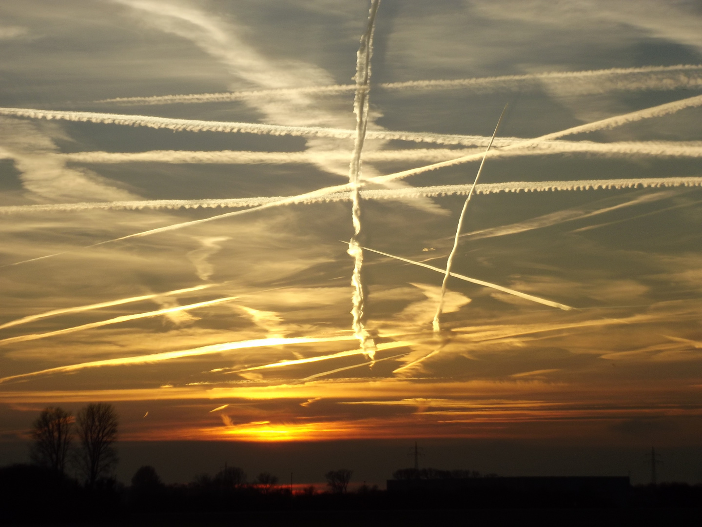 Bizarrer Abendhimmel über Kleve