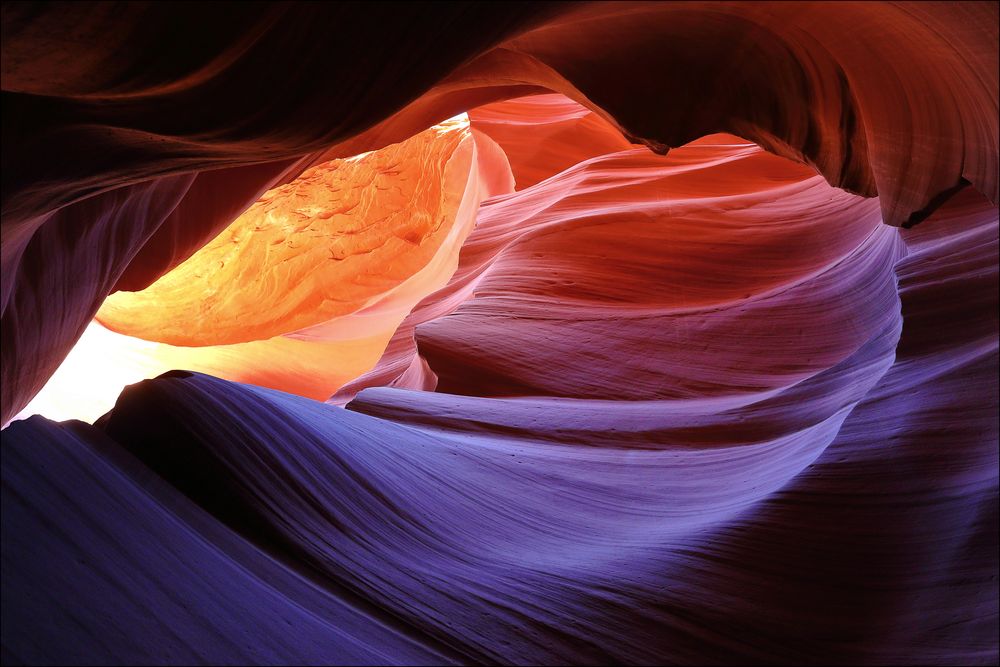 ~ BIZZARER ANTELOPE CANYON II ~