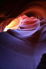 ~ BIZZARER ANTELOPE CANYON III ~