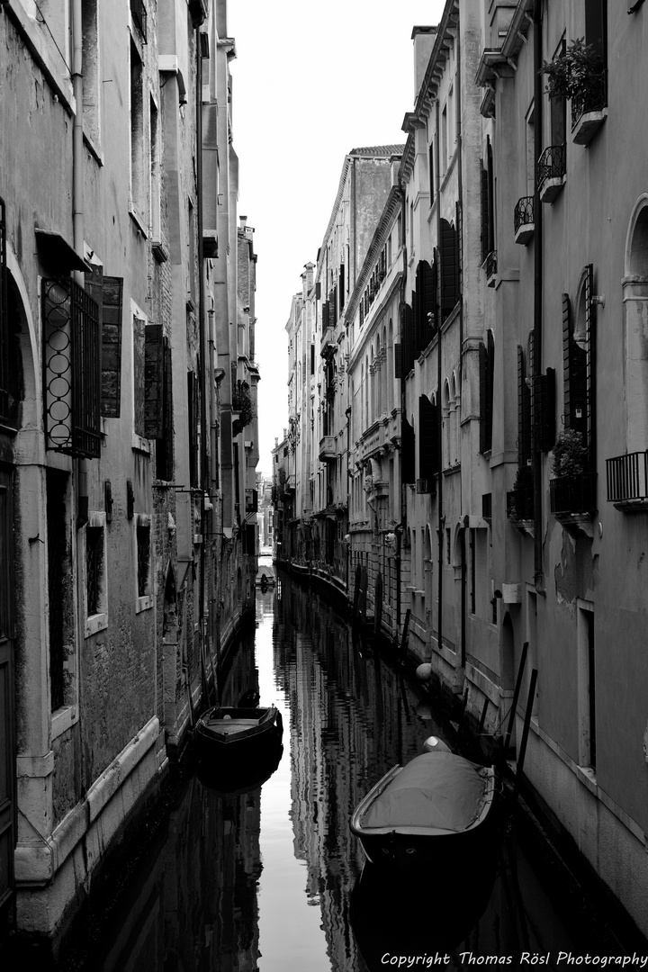 Black and white - somewhere in Venezia