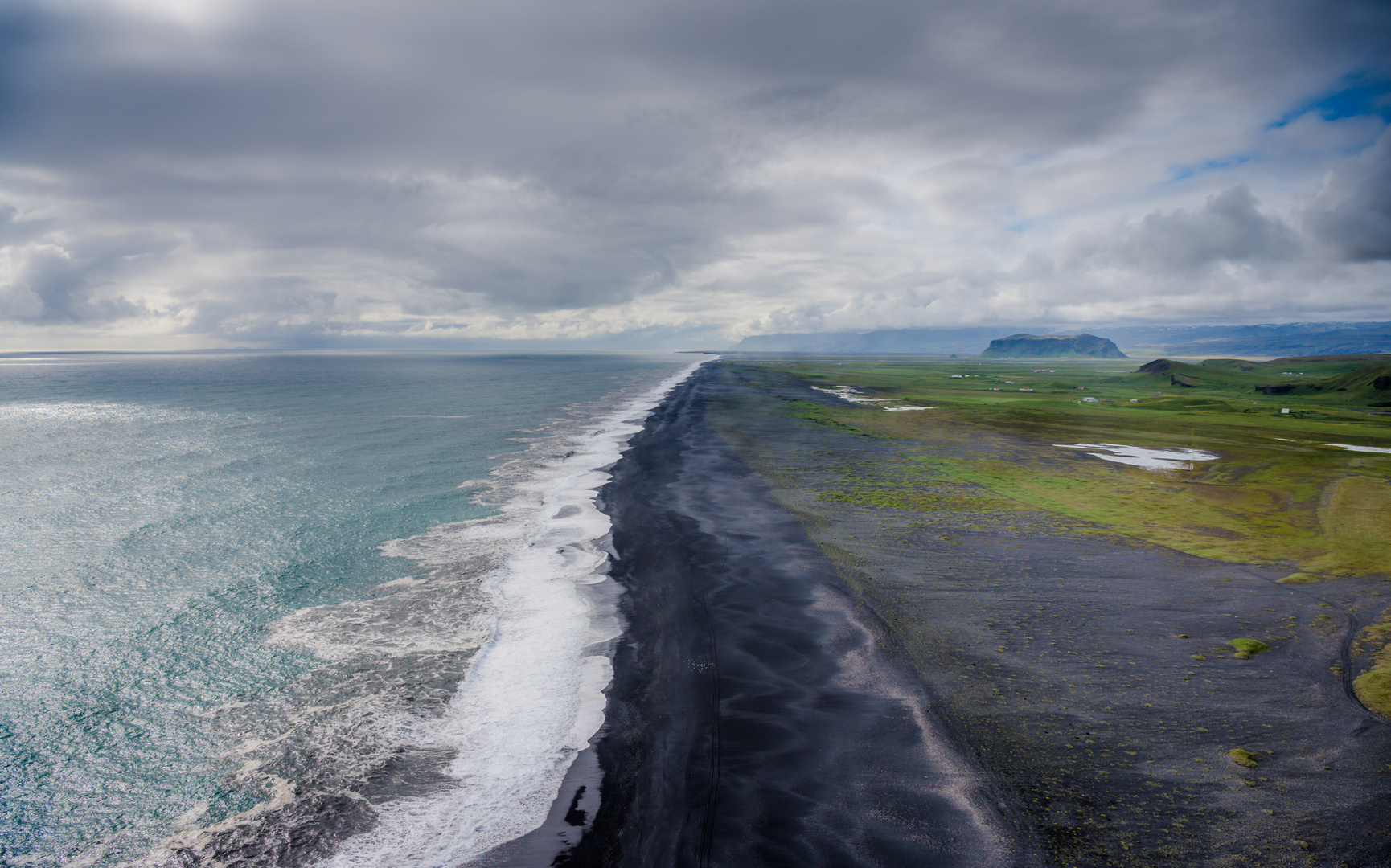 ... black beach ...