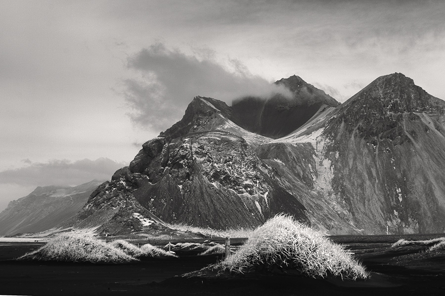 Black Beaches... von IR-Sinn 