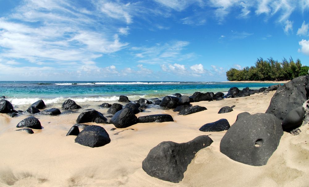 Black Boulders at Ke'e Beach