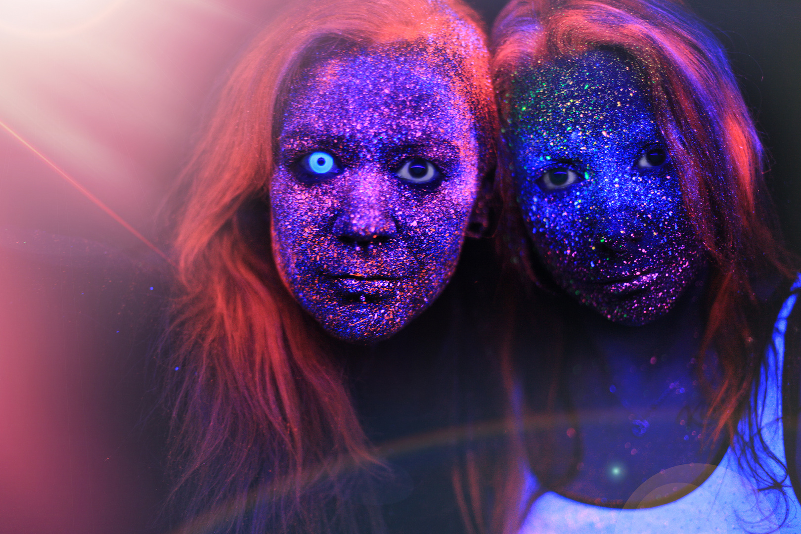 Black light portrait Foto & Bild portrait, people , fotos Bilder auf