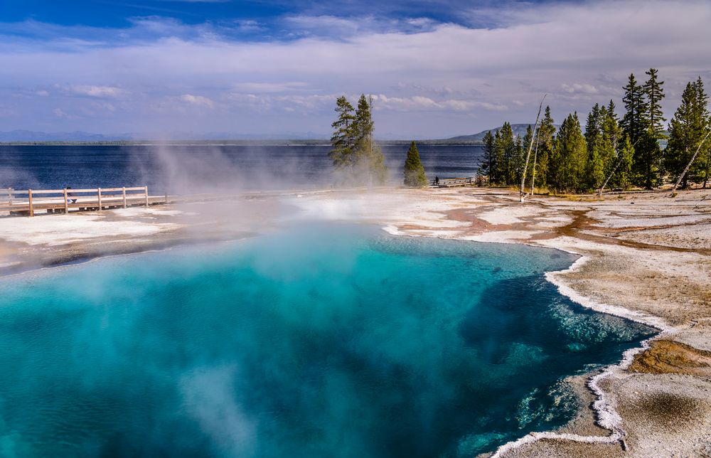 Black Pool, Yellowstone Lake, Wyoming, USA