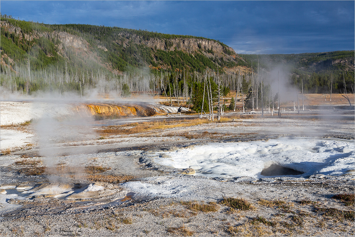 Black Sand Basin