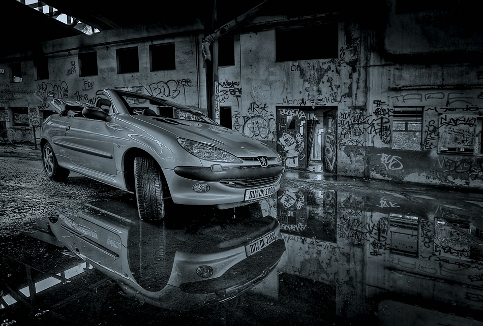 Black & White Cabriolet