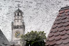 Blaserturm im Regen