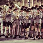 Blaskapelle beim Trachtenumzug des Oktoberfests