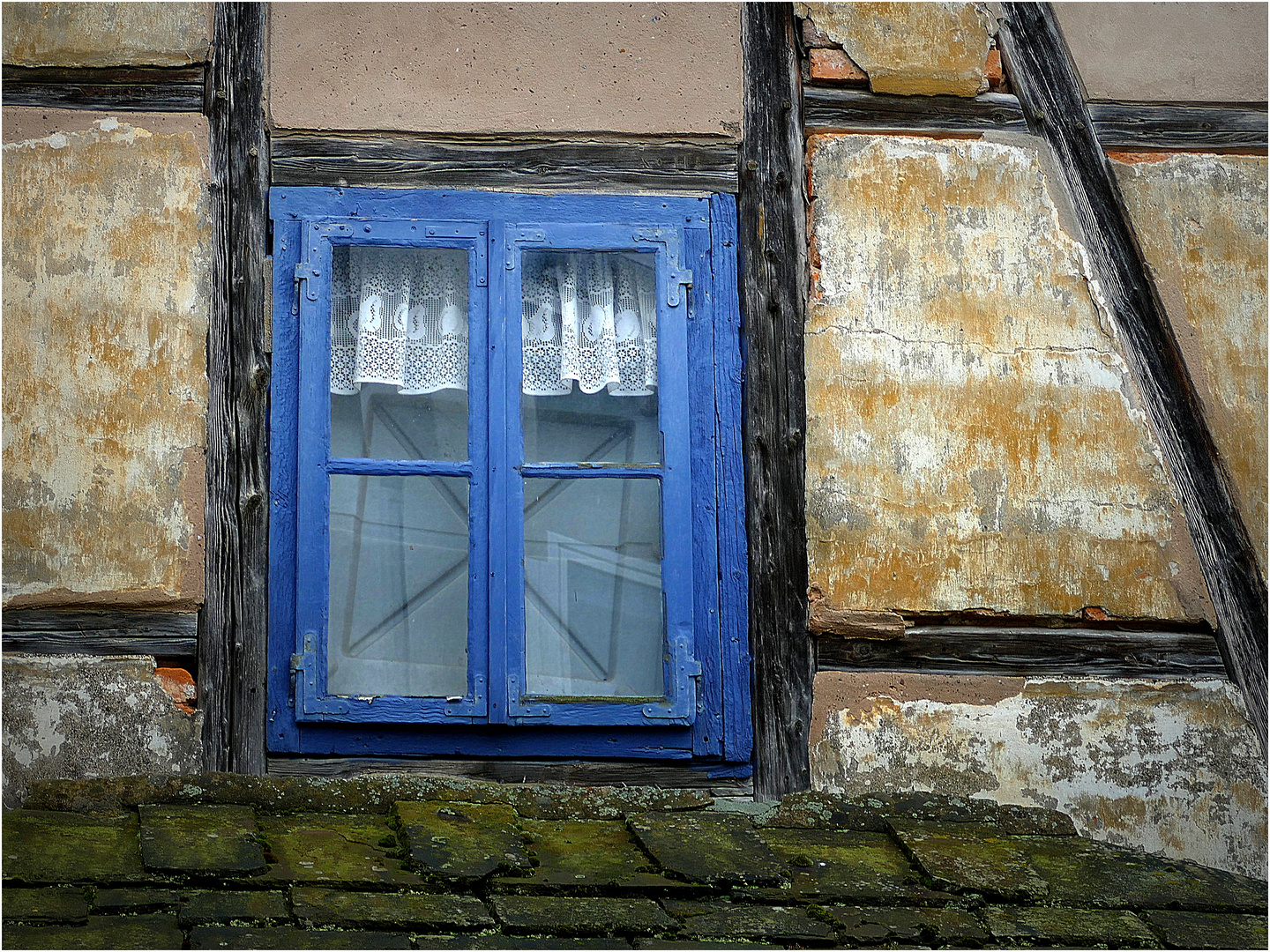 Blau aufgehübscht