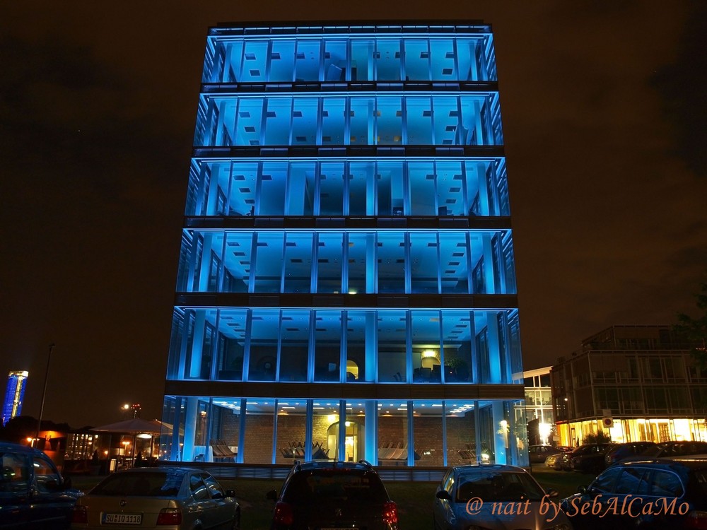 blau in bonn